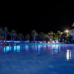 Parque de vacaciones Centro Vacanze Mirage