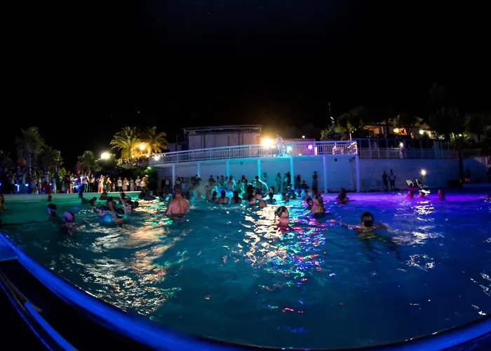 Centro Vacanze Mirage *